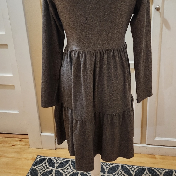 Wild Fable Women's Scoop Neck Long-sleeved Dress - Picture 8 of 11